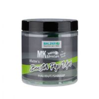 4005652820811 - MK Booster Ball Pop Ups mix, 15/20mm - Farve:Gr&oslash;n - Smag/duft:Halibut/Shrimp - 001 8596 002<br>Matze’s pop-ups in the same colours as the Booster Balls, and then again as flamboyant fluo versions, are guaranteed to attract the attention of the moss backs. Let the pop-up float 5-10cm above the ground. For longer rigs you can adjust the height with split shot lead or putty. Try also the snowman sassembly. A Robin Red Monstercrab boilie followed by a pop up gives a super catchy double-bait that strikes heavily. Now new: You will find 15mm and 20mm balls so that you can always act flexibly. No matter whether one 20 or two 15mm or a snowman, from a 20-size basic boilie and a 15 size pop-up, they are all possibilities that are open to you. The suitable dips are equally well suitable both for the pop-ups and for the basic boilies.