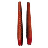 747191903504 - Tobis - 15 gram - Med øje - Sort/Kobber<BR>
Den har en vuggende aktion i vandet og fiskes godt i små nyk. Dette grej er en uimodståelig agn. selv for de mest øvede rovfisk som laks og havørred m.v.