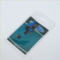 90302 - Løbesvirvel med hægte - Str. S - 10 stkLøbesvirvler bruger man til at montere foderkurve. bundaftaster. flåd og meget mere.Forhindrer at snøren tager skade.